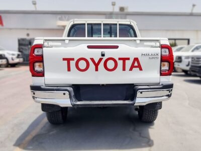 2026 Toyota Hilux SR5 2.4L 4 Cylinders DIESEL Engine White Red Pickup Truck 4X4 Automatic