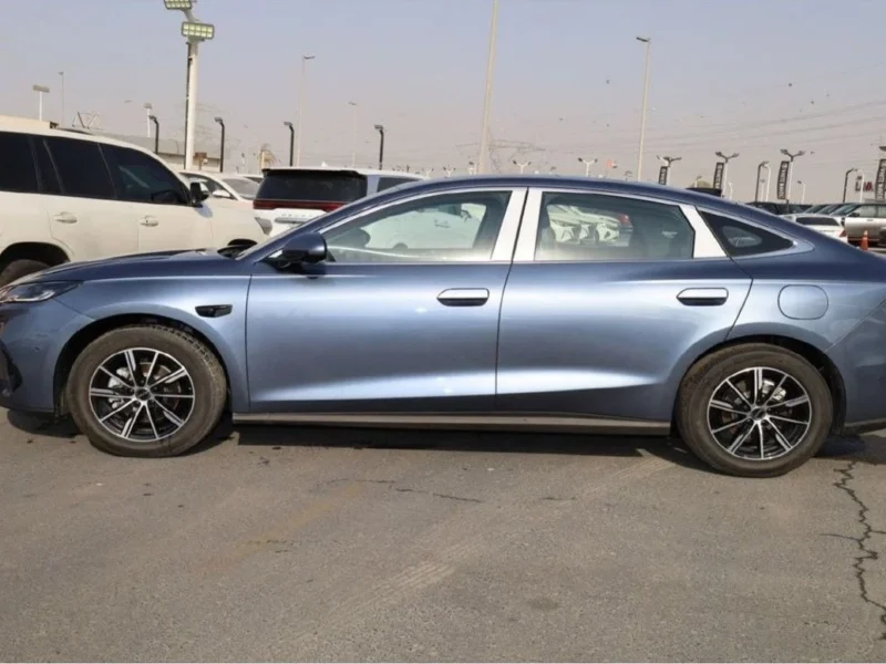 2026 BYD Seal 06 PREMIUM DMi -155 1.5 Litres 4 Cylinders Hybrid Engine Blue Black Sedan