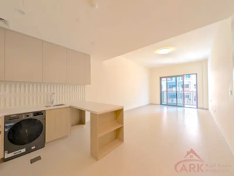 542 sqft Weybridge Gardens Amazing Amenities | Brand New | Big Layout