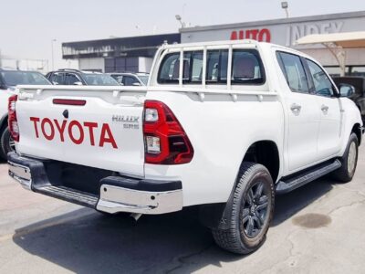 2026 Toyota Hilux SR5 2.4L 4 Cylinders DIESEL Engine White Red Pickup Truck 4X4 Automatic