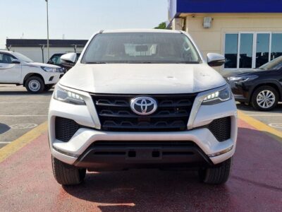 2025 Toyota Fortuner EXR 2.7 Litres 4 Cylinders Petrol Engine White Brown SUV GCC Specs