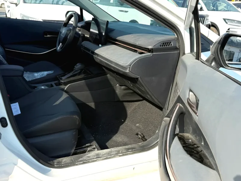 2026 Toyota Corolla 4 Cylinders Petrol Engine White Black Sedan Chinese Specs Excellent Condition