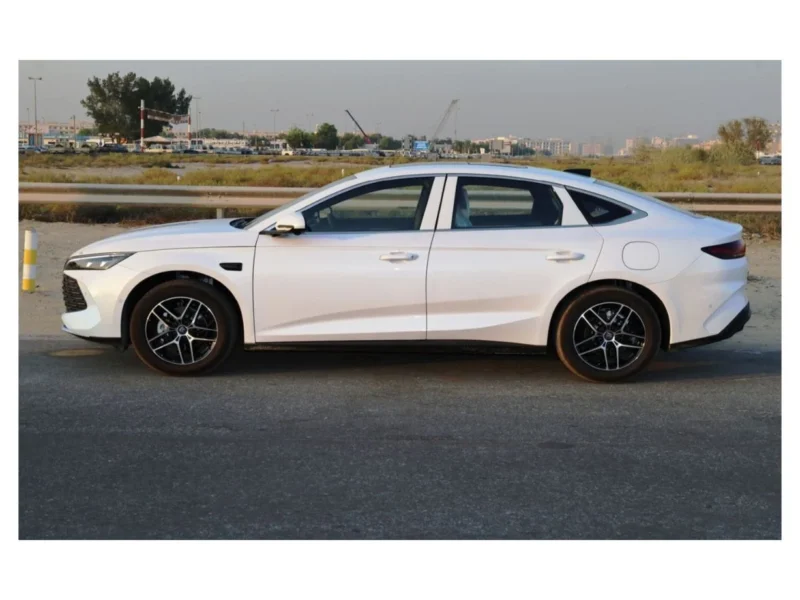 2026 BYD Qin L STANDARD DMi- 210 1.5 Litres 4 Cylinders Hybrid Engine White Grey Sedan