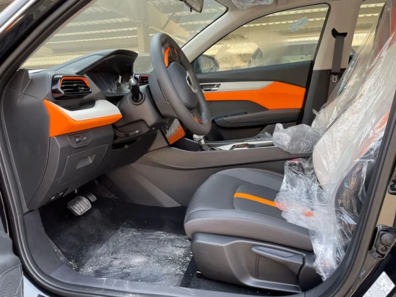 2026 Dongfeng Shine E1 1.5 Litres 4 Cylinders Petrol Engine Black Grey SUV Chinese Specs FWD