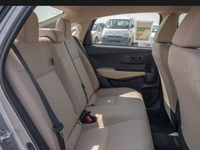 2026 TOYOTA YARIS 1.3 Litres 4-Cylinder DOHC Petrol Engine Silver Beige Sedan GCC Specifications