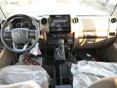 2026 Toyota Land Cruiser 70 LC76 LX 4.0 Litres 6 Cylinders Petrol Engine Grey Beige SUV GCC Specs