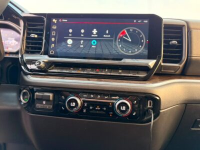 2025 GMC Sierra 1500 Elevation 2.7 Litres 4 Cylinders Petrol Engine White Black Pickup Truck US Specs