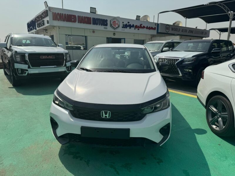 2024 Honda City 1.5-liter 4-Cylinder i-VTEC Petrol Engine White Beige Sedan GCC Specs Automatic