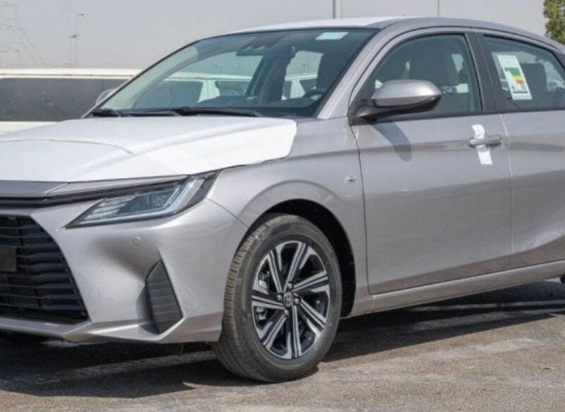 2026 TOYOTA YARIS 1.3 Litres 4-Cylinder DOHC Petrol Engine Silver Beige Sedan GCC Specifications