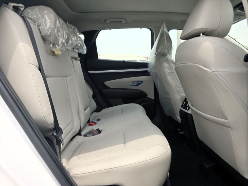 2024 Hyundai Tucson COMFORT PLUS 1.6 Litres 4 Cylinders Petrol Engine White SUV European Specs