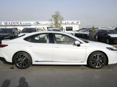 2026 Toyota Camry LUMIERE 2.5 Litres 4 Cylinders Hybrid Engine White Tan Sedan GCC FULL OPTION