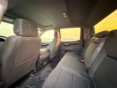 2025 GMC Sierra 1500 Elevation 2.7 Litres 4 Cylinders Petrol Engine White Black Pickup Truck US Specs