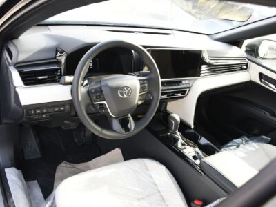 2026 Toyota Camry GLE 2.5 Litres 4 Cylinders Petrol Engine Black Beige Sedan GCC Specs Automatic