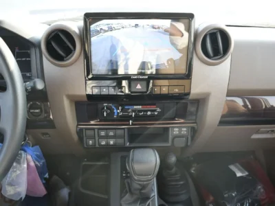 2026 Toyota Land Cruiser 70 LC76 LX 4.0 Litres 6 Cylinders Petrol Engine Grey Beige SUV GCC Specs