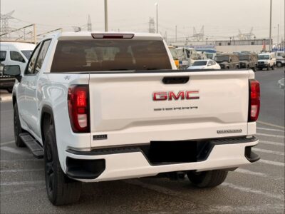 2025 GMC Sierra 1500 Elevation 2.7 Litres 4 Cylinders Petrol Engine White Black Pickup Truck US Specs
