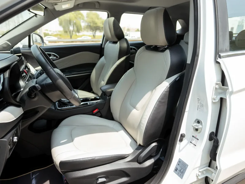 2023 JAC JS4 Intelligent 1.5 Litres 4 Cylinders Petrol Engine White Beige SUV GCC Specs FWD Automatic