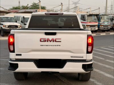 2025 GMC Sierra 1500 Elevation 2.7 Litres 4 Cylinders Petrol Engine White Black Pickup Truck US Specs