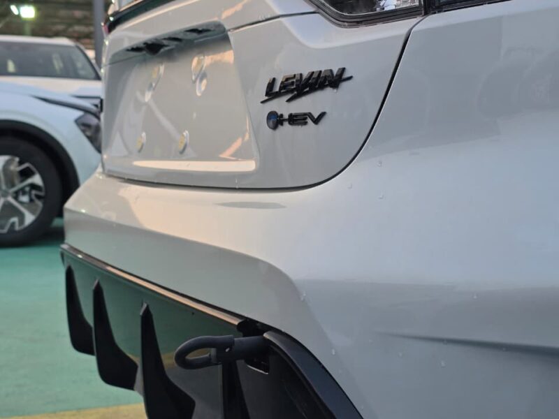 2026 Toyota Corolla Levin 2.0L Dynamic Force Petrol Engine White Red Sedan China Specification