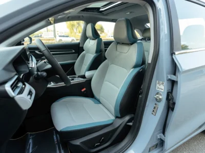 2026 Geely Emgrand GF 1.5 Litres 4 Cylinders Petrol Engine Blue Beige Sedan GCC Specs FWD