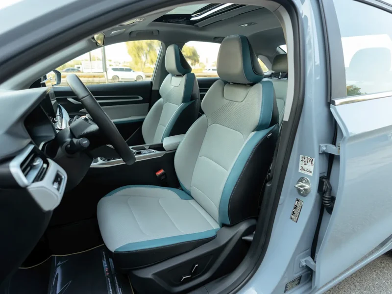 2026 Geely Emgrand GF 1.5 Litres 4 Cylinders Petrol Engine Blue Beige Sedan GCC Specs FWD
