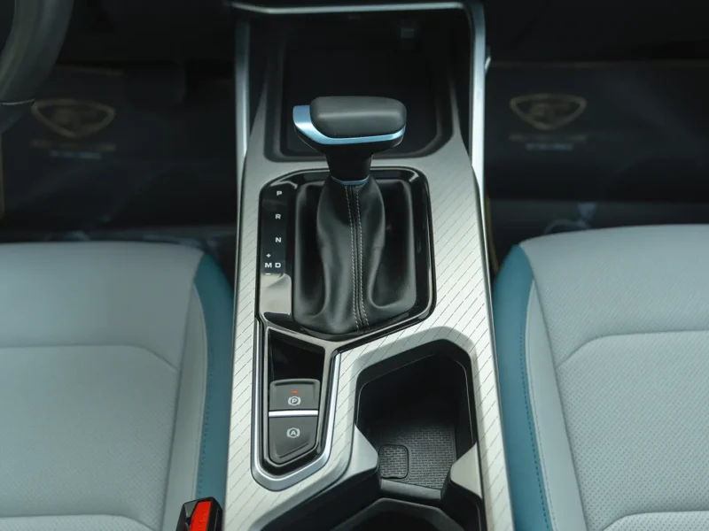 2026 Geely Emgrand GF 1.5 Litres 4 Cylinders Petrol Engine Blue Beige Sedan GCC Specs FWD