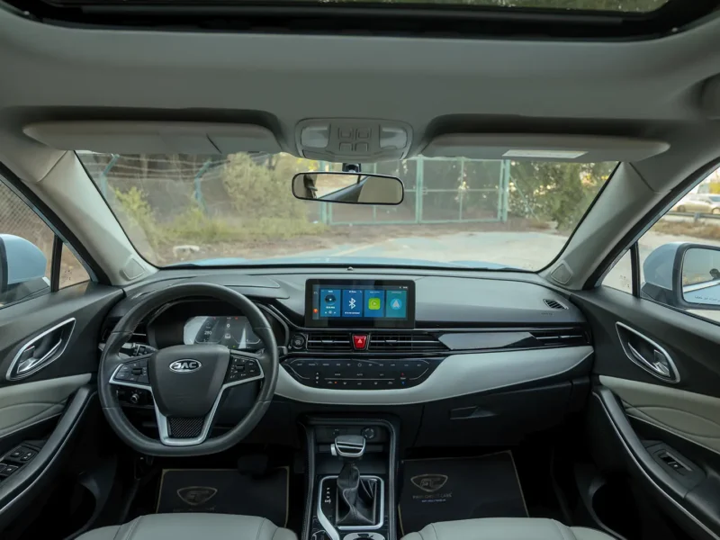2023 JAC JS4 Intelligent 1.5 Litres 4 Cylinders Petrol Engine Blue Beige SUV GCC Specs FWD Automatic