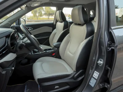 2023 JAC JS4 Intelligent 1.5 Litres 4 Cylinders Petrol Engine Grey Beige SUV GCC Specs FWD Automatic