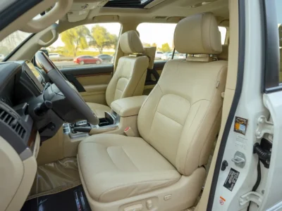 2017 Toyota Land Cruiser GXR 4.8 Litres 8 Cylinders Petrol Engine White Beige SUV GCC Specs