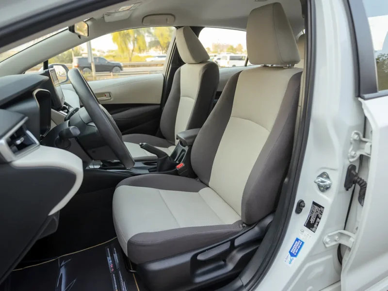 2024 Toyota Corolla XLI 1.8 Litres 4 Cylinders Hybrid Engine White-White Sedan GCC Specs FWD