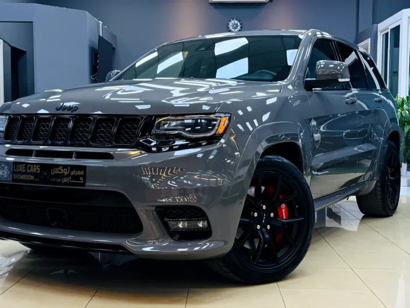 2020 Jeep Grand Cherokee SRT 6.4 Litres HEMI V8 Petrol Engine Grey Black SUV Canadian Specs