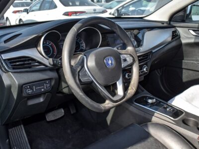 2022 Changan Eado 1.6-Liter 4-Cylinder Petrol Engine White Black Sedan Chinese Specs Automatic