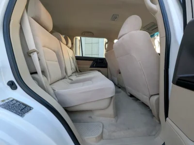 2018 Toyota Land Cruiser GX 4.L V6 Petrol Engine White Beige SUV GCC Specs Excellent Condition