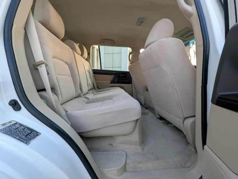 2018 Toyota Land Cruiser GX 4.L V6 Petrol Engine White Beige SUV GCC Specs Excellent Condition
