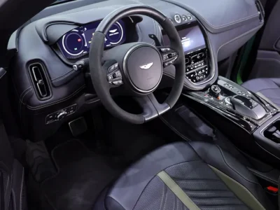 2024 Aston Martin DBX 707 8 Cylinders Petrol Engine Green Black SUV SPECIAL Q SPEC + CARBON