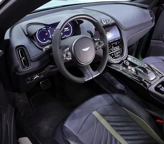 2024 Aston Martin DBX 707 8 Cylinders Petrol Engine Green Black SUV SPECIAL Q SPEC + CARBON