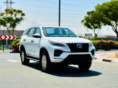 2026 Toyota Fortuner GXR 2.7 Litres 4 Cylinders Petrol Engine White Beige SUV GCC Specs