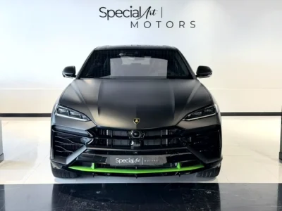 2025 Lamborghini Urus SE 8 Cylinders Petrol Engine Black SUV European Specs Automatic