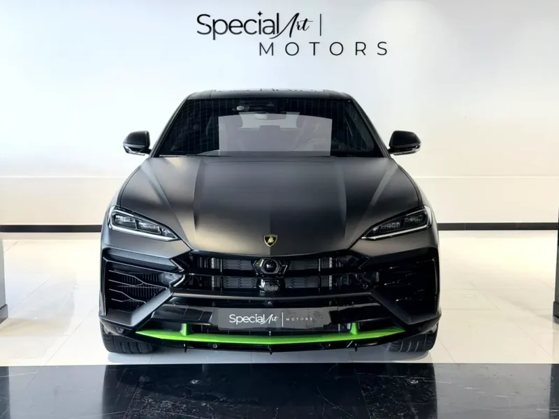 2025 Lamborghini Urus SE 8 Cylinders Petrol Engine Black SUV European Specs Automatic