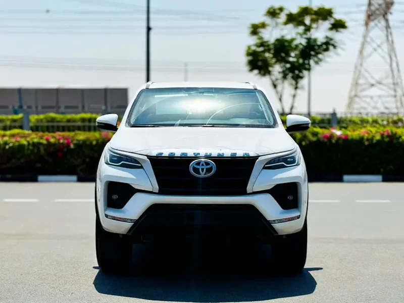 2026 Toyota Fortuner GXR 2.7 Litres 4 Cylinders Petrol Engine White Beige SUV GCC Specs