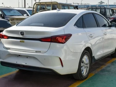 2022 Changan Eado 1.6-Liter 4-Cylinder Petrol Engine White Black Sedan Chinese Specs Automatic