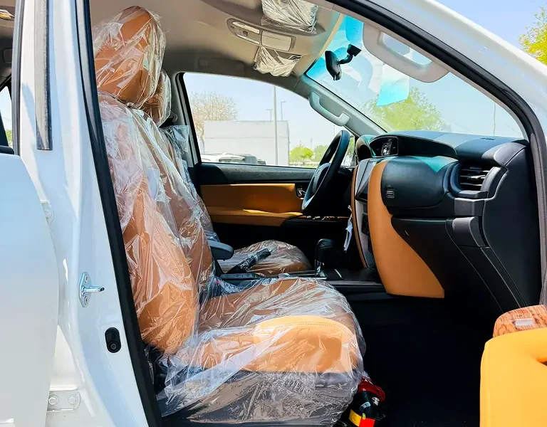 2026 Toyota Fortuner GXR 2.7 Litres 4 Cylinders Petrol Engine White Beige SUV GCC Specs