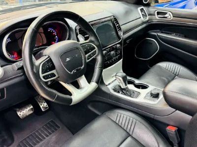 2020 Jeep Grand Cherokee SRT 6.4 Litres HEMI V8 Petrol Engine Grey Black SUV Canadian Specs