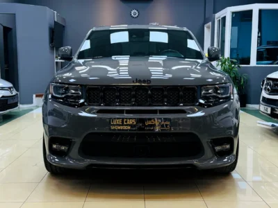 2020 Jeep Grand Cherokee SRT 6.4 Litres HEMI V8 Petrol Engine Grey Black SUV Canadian Specs