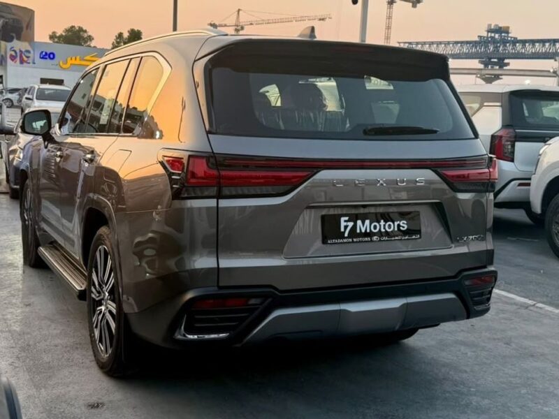 2026 Lexus LX700h SIGNATURE 3.5 Litres 6 Cylinders Hybrid Engine Grey Tan SUV GCC Specs