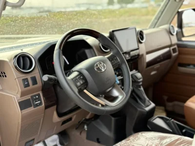 2026 Toyota Land Cruiser TOYOTA LC79 4.0L V6 DOUBLE CAB Grey Tan Pickup Truck FULLY LOADED