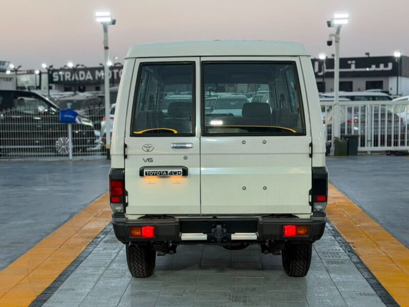 2026 Toyota Land Cruiser 70 LC 78 HARDTOP DC 4.0 Liters V6 Petrol Engine MT White Tan SUV