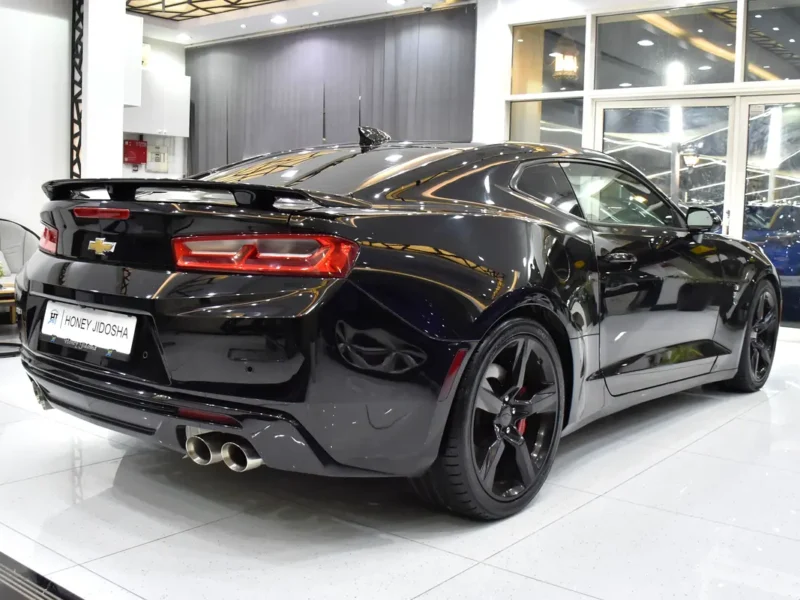 2017 Chevrolet Camaro SS 8 Cylinders Petrol Engine Black Red Coupe GCC Specs Automatic