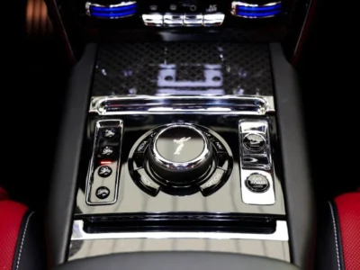 2023 Rolls Royce Cullinan BLACK BADGE 6.8 Litres V12 Petrol Engine Nardo Grey Red SUV GCC