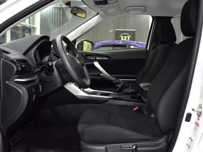 2025 Mitsubishi Eclipse Cross GLS 4 Cylinders Petrol Engine White Black Crossover GCC Specs