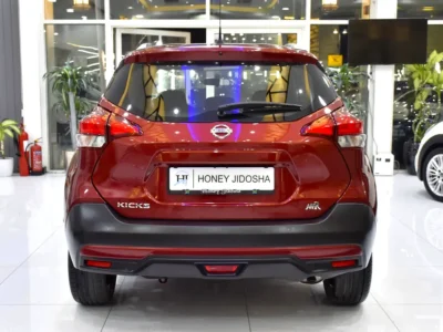 2020 Nissan Kicks SV 4 Cylinders Petrol Engine Red Black Crossover GCC Specs Automatic